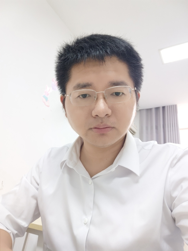归夏的第一张照片--东莞相亲服务中心