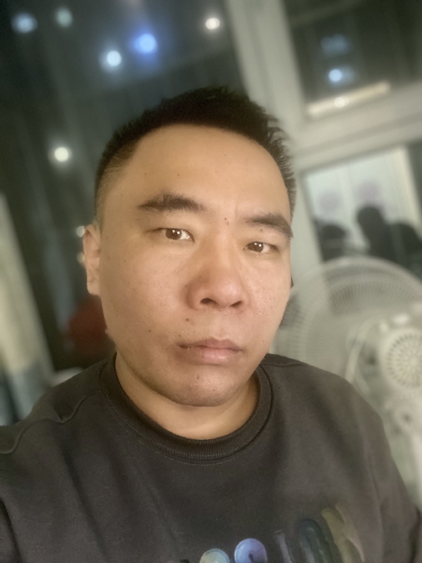 云的第四张照片--东莞相亲服务中心
