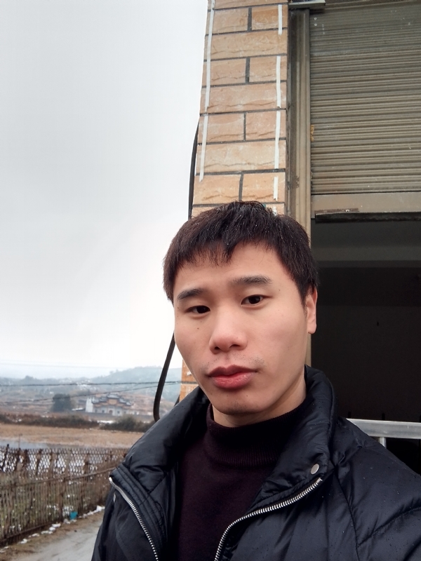 银色的羽翼的第一张照片--东莞相亲服务中心