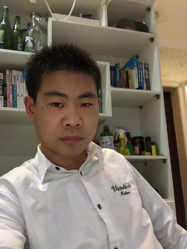 取经年的第二张照片--东莞相亲服务中心
