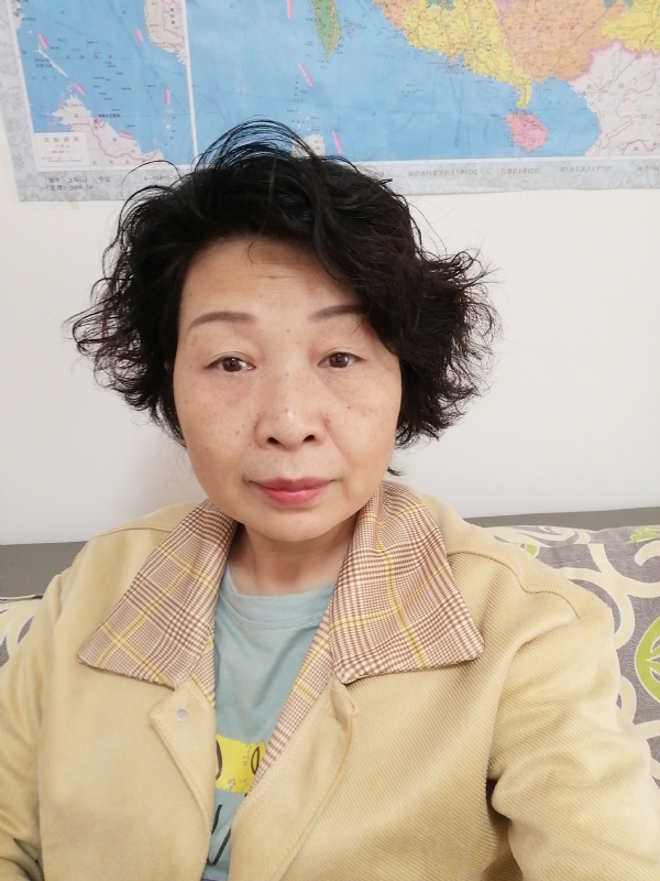 香水百合的第一张照片--东莞相亲服务中心