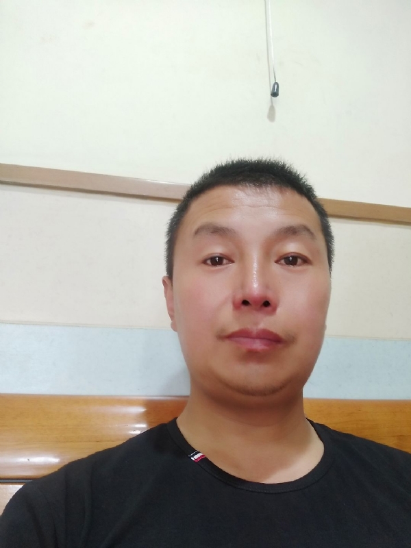 快乐的小鱼儿的第一张照片--东莞相亲服务中心