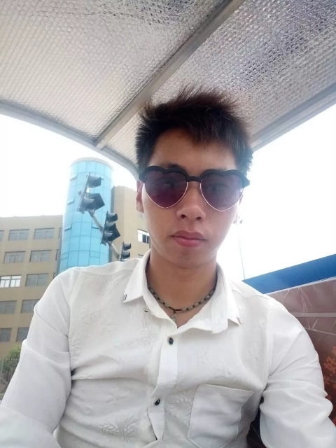 寻缘的第一张照片--东莞相亲服务中心