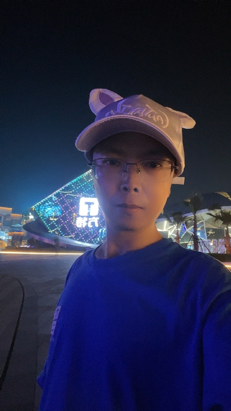 富贵使我们相遇的第一张照片--东莞相亲服务中心