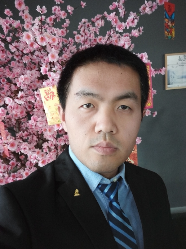 我就是个翻译的第一张照片--东莞相亲服务中心