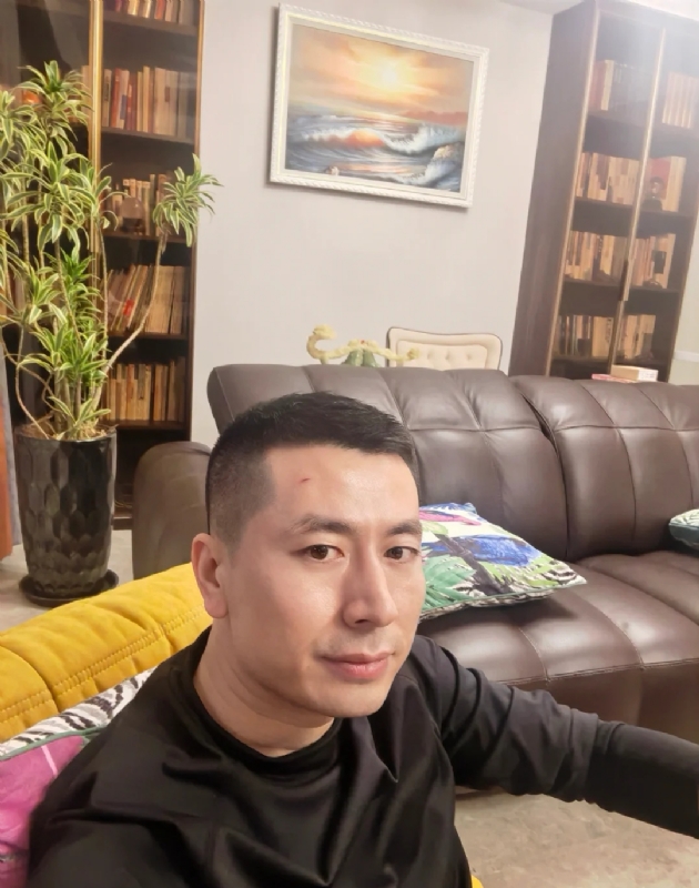 Gs的第二张照片--东莞相亲服务中心