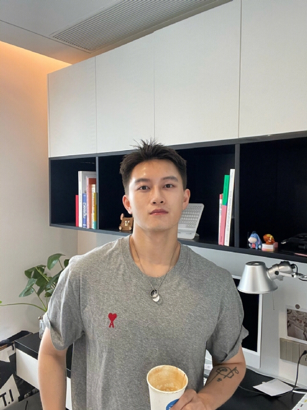 月光之下的第二张照片--东莞相亲服务中心