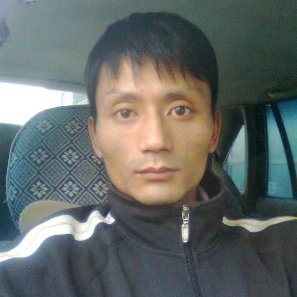 易心的第一张照片--东莞相亲服务中心