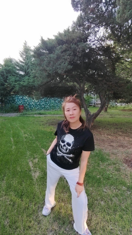 晚霞的第二张照片--东莞相亲服务中心