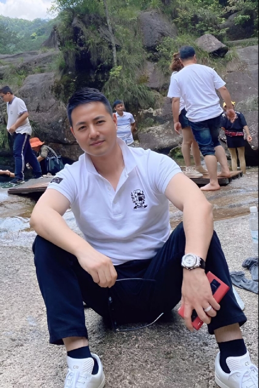 勿忘初心的第三张照片--东莞相亲服务中心