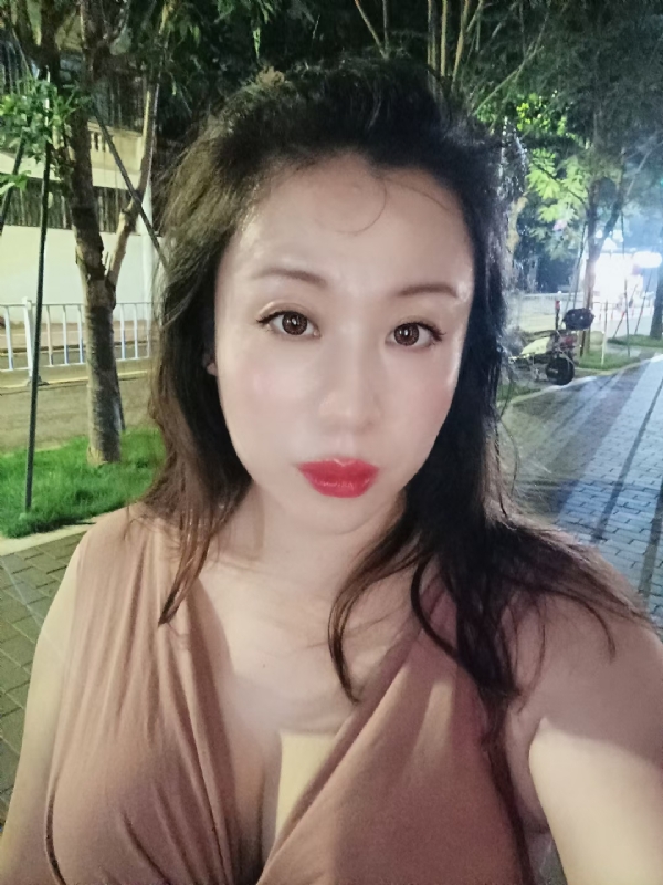 叶子青青的第二张照片--东莞相亲服务中心
