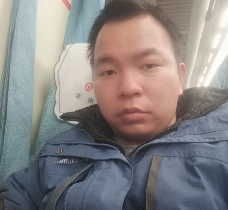 淡定的第一张照片--东莞相亲服务中心