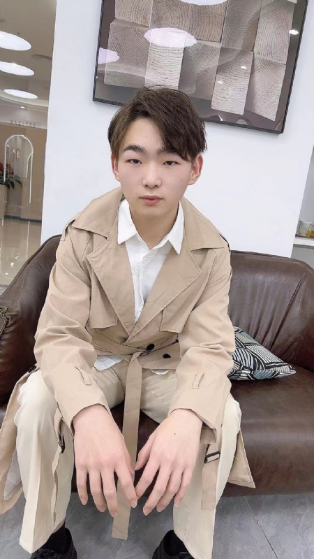 啊哲的第一张照片--东莞相亲服务中心