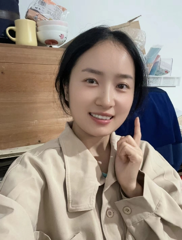 多喝热水的第一张照片--东莞相亲服务中心