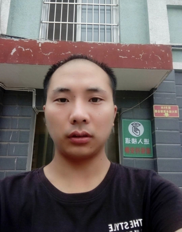 亮亮的第一张照片--东莞相亲服务中心