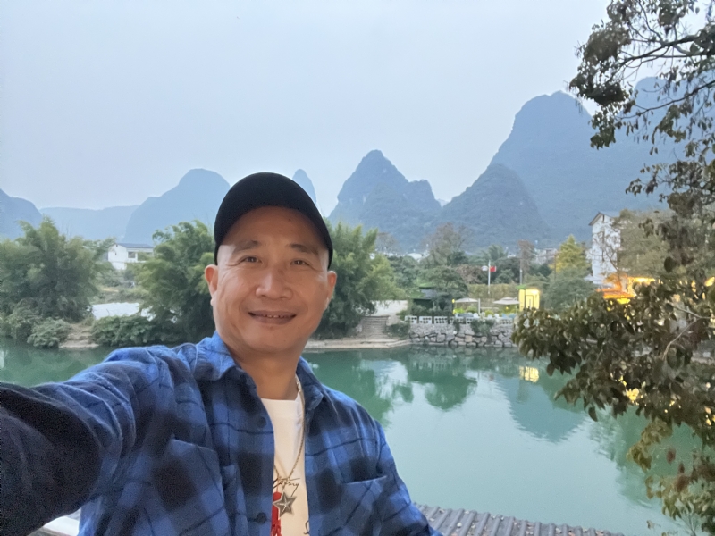 民叔叔的第一张照片--东莞相亲服务中心