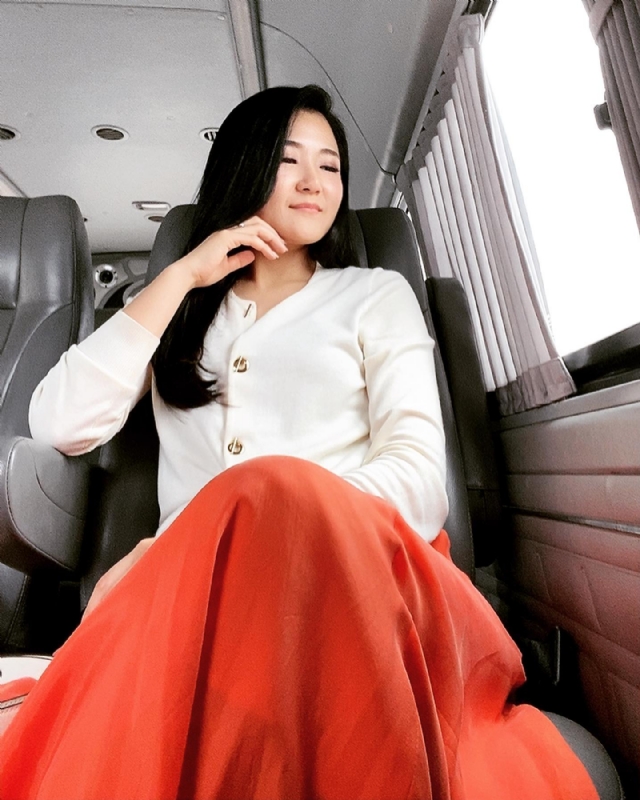 深凝久伴的第一张照片--东莞相亲服务中心