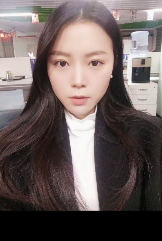 小月半的第一张照片--东莞相亲服务中心