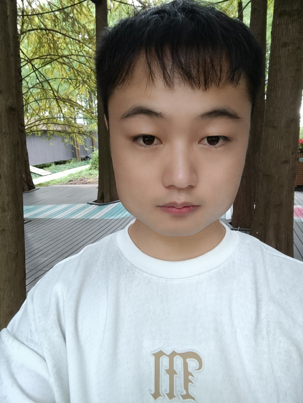 故人似的第一张照片--东莞相亲服务中心