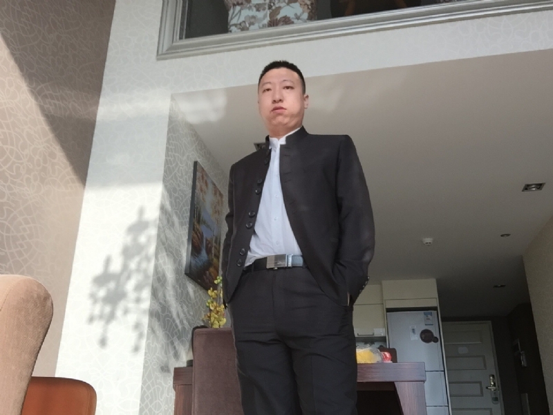 雅小炁的第一张照片--东莞相亲服务中心