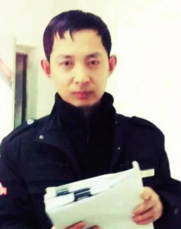 风雨中有你的第一张照片--东莞相亲服务中心