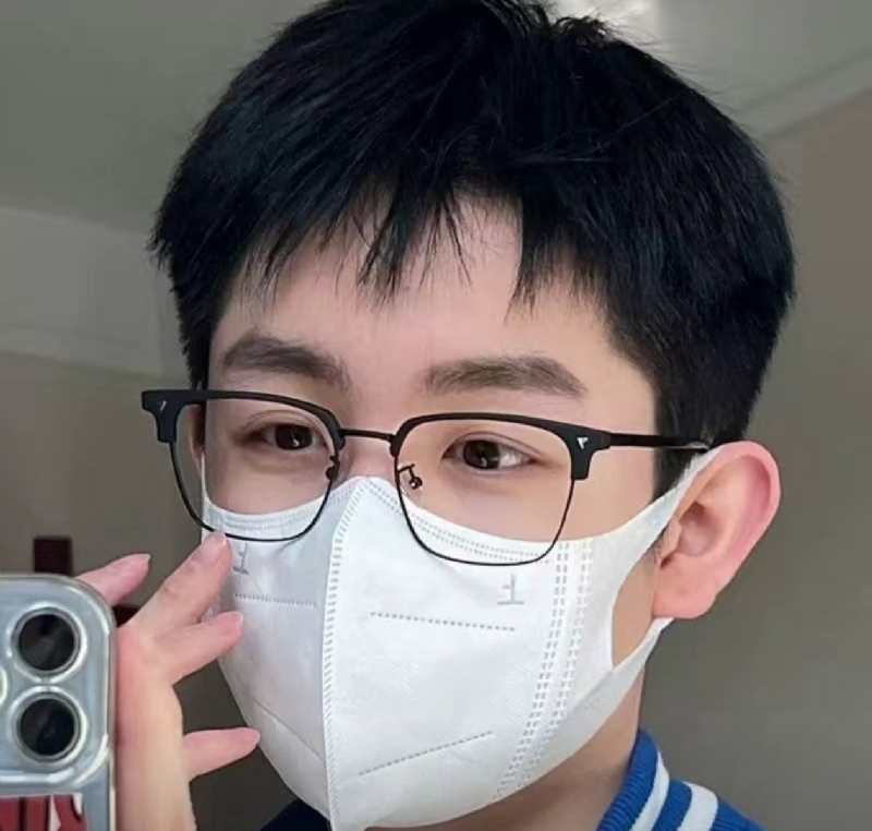 甜甜男孩的第一张照片--东莞相亲服务中心