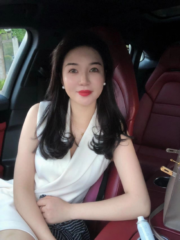 小雨的第一张照片--东莞相亲服务中心