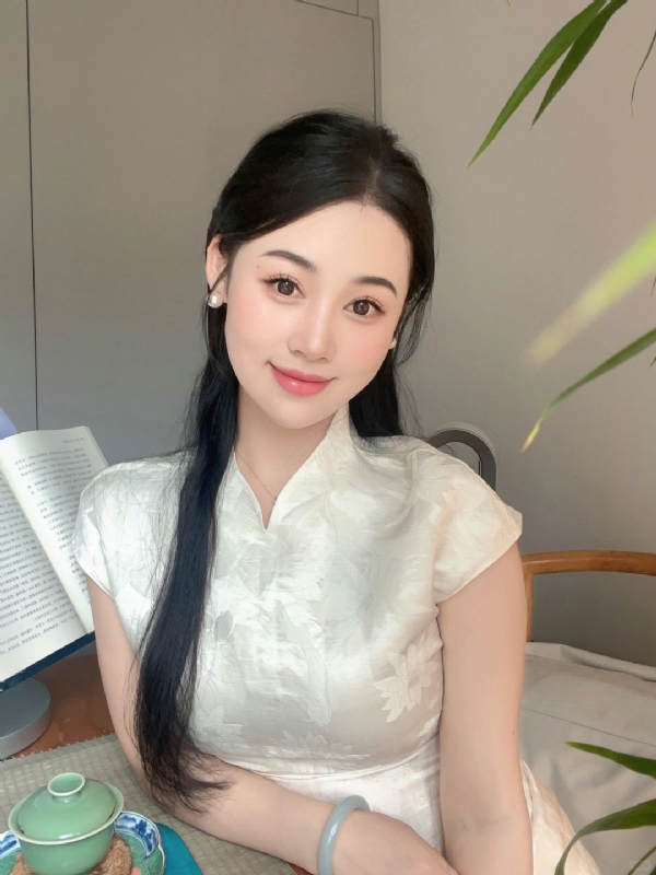 小慧的第一张照片--东莞相亲服务中心