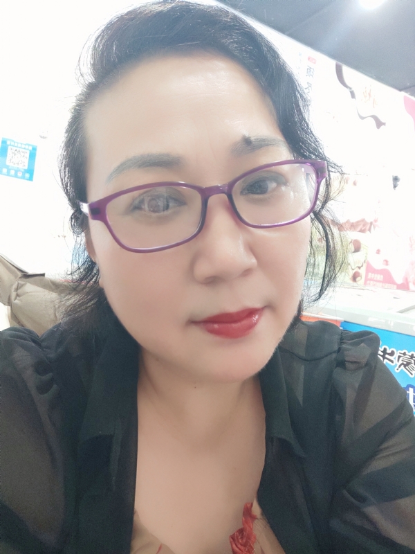 娜财娜福的第一张照片--东莞相亲服务中心