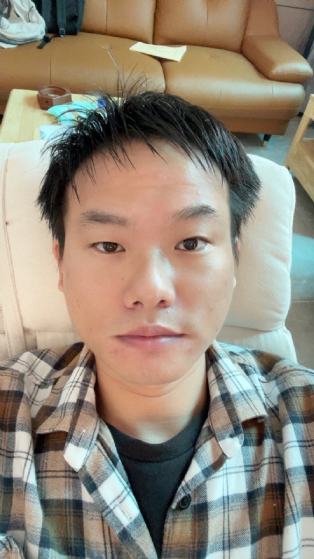 向日葵的第一张照片--东莞相亲服务中心