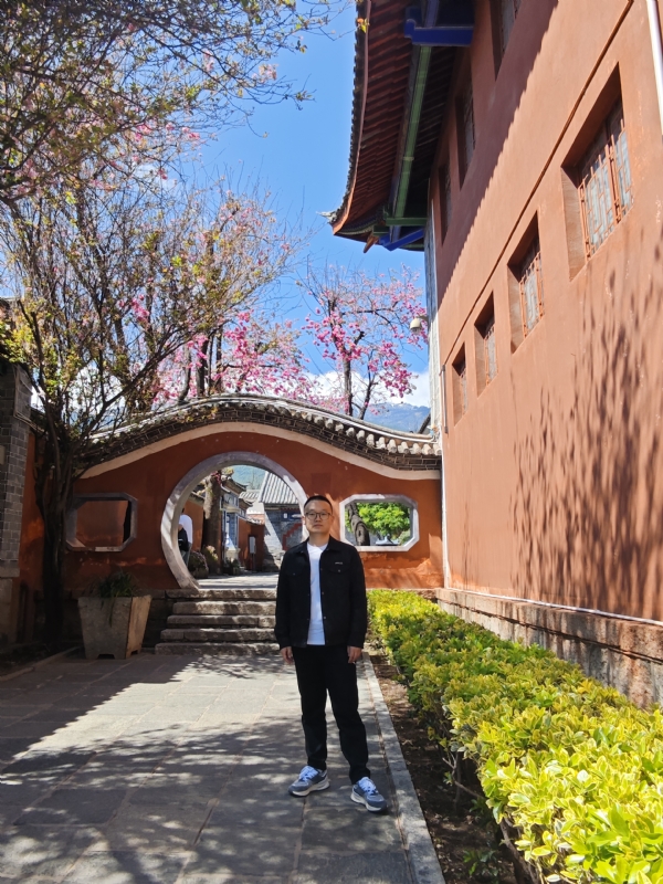 简单的第一张照片--东莞相亲服务中心