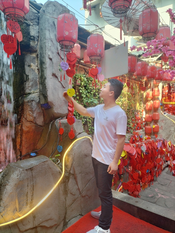 时间不语的第一张照片--东莞相亲服务中心