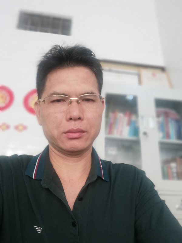 后视镜的第一张照片--东莞相亲服务中心