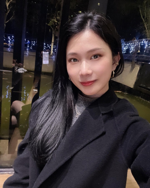 欣欣向荣的第一张照片--东莞相亲服务中心