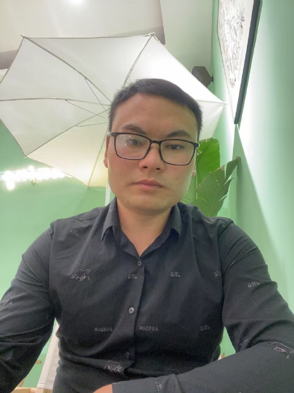 像风一样自由的第一张照片--东莞相亲服务中心