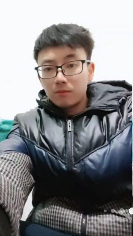 吐泡泡的小鱼的第一张照片--东莞相亲服务中心