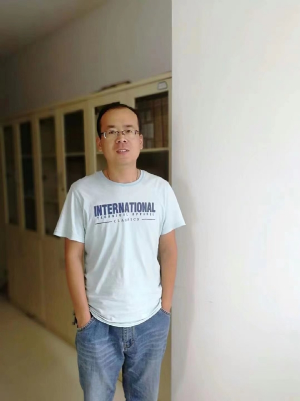 黄土麦田的第三张照片--东莞相亲服务中心