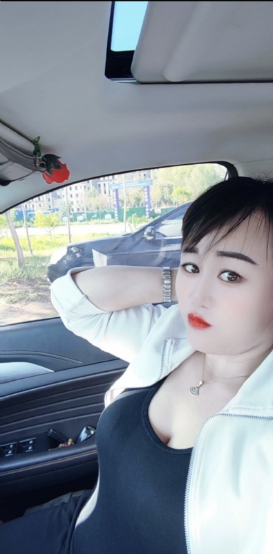 王芳燕的第三张照片--东莞相亲服务中心