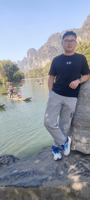 受过伤的狼的第二张照片--东莞相亲服务中心
