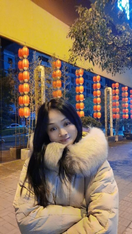 伊伊的第二张照片--东莞相亲服务中心