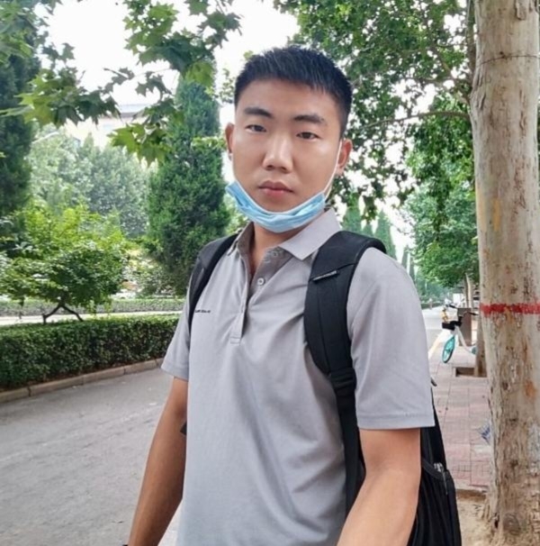 90年男征婚的第一张照片--东莞相亲服务中心