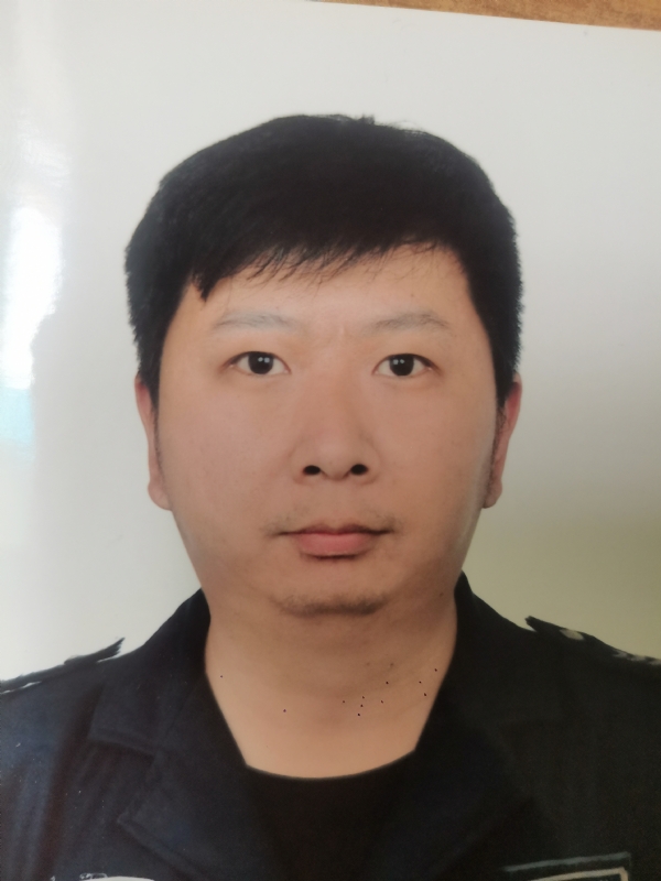 吕嘉的第一张照片--东莞相亲服务中心