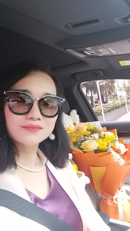 Apple的第一张照片--东莞相亲服务中心