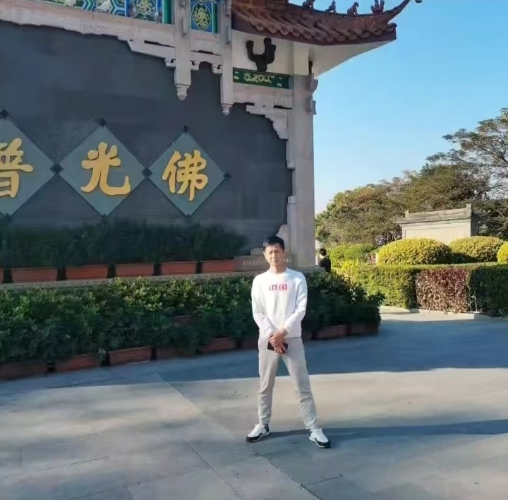 星艺的第一张照片--东莞相亲服务中心