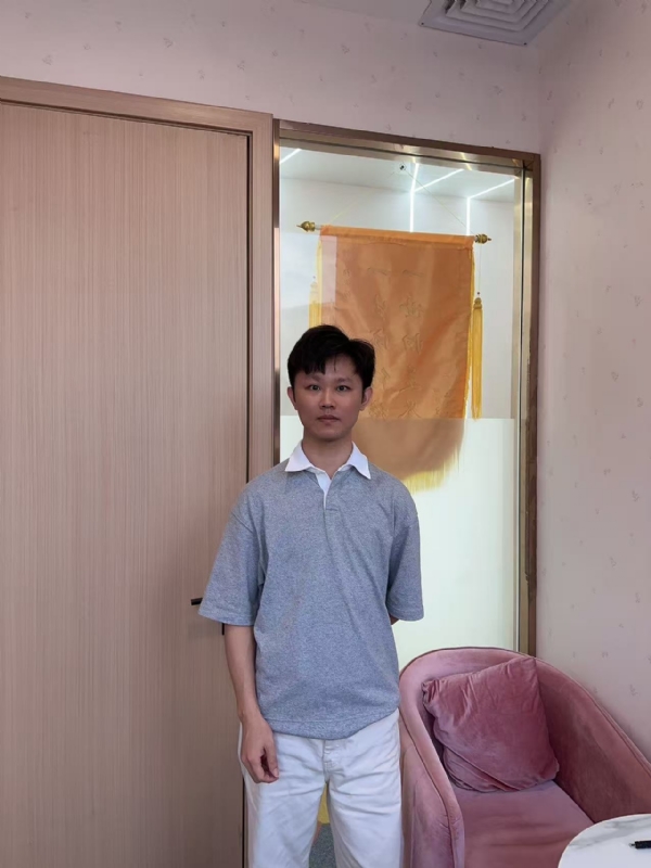 小叶子的第一张照片--东莞相亲服务中心