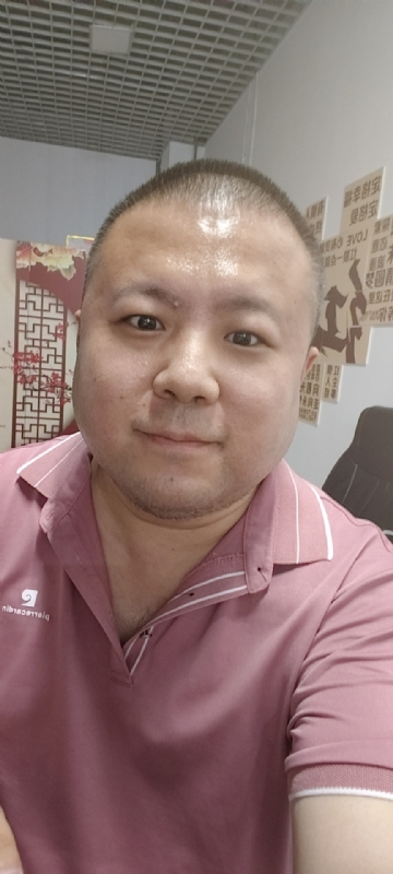 漫步星辰的第一张照片--东莞相亲服务中心
